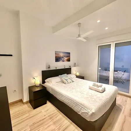 Joaquin Costa Urban Flat Apartment